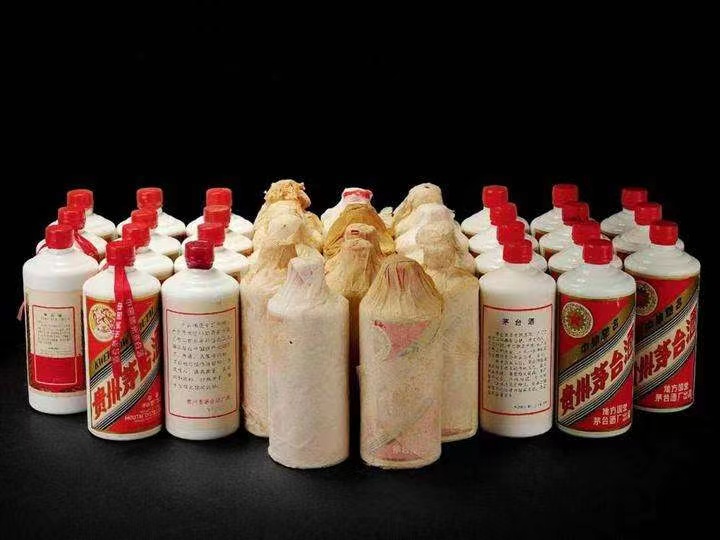 茂县日照岚山回收酒价格哪里回收(附近上门回收茅台酒）?